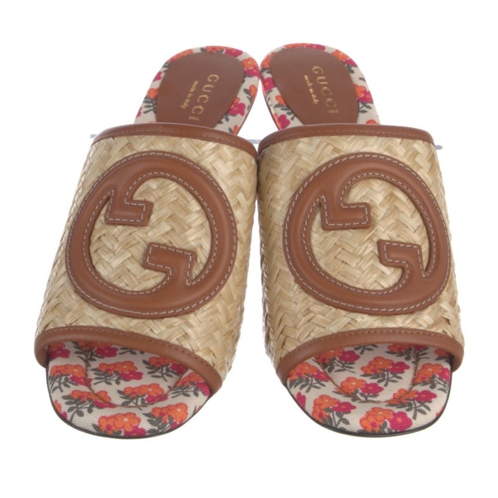 Gucci Raffia Mules - Picture 2 of 5